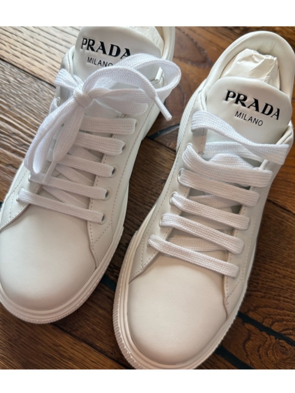 Prada White Leather Low-Top Sneakers Calzature Donna